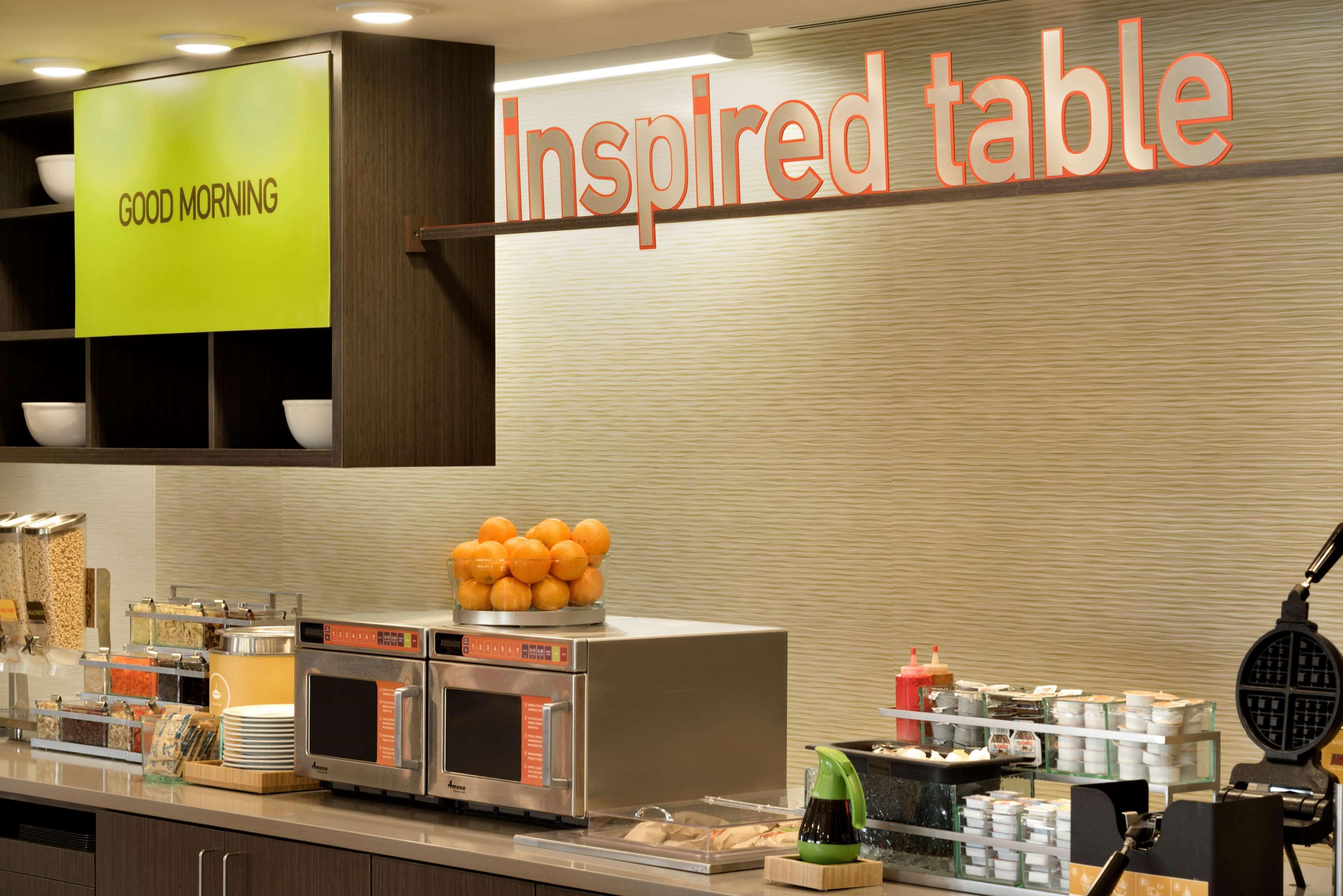 Home2 Suites By Hilton Roanoke Esterno foto