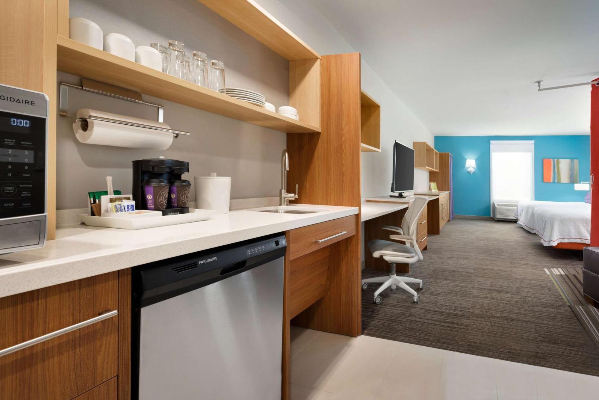 Home2 Suites By Hilton Roanoke Esterno foto